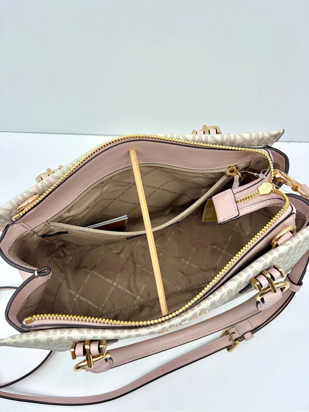 Michael Kors Marilyn Medium Signature Logo Convertible Satchel Crossbody Bag NWT - Picture 9 of 16